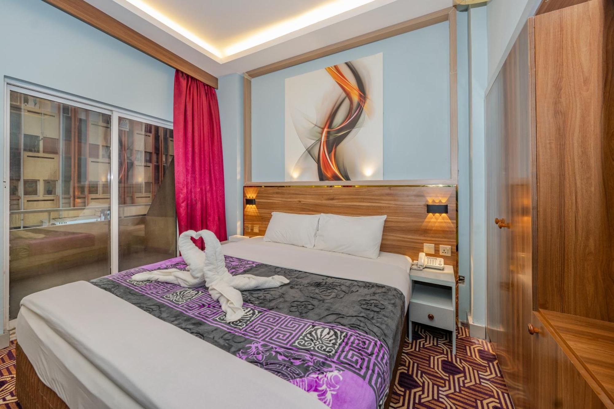 Tanha Hotel Дубай Экстерьер фото