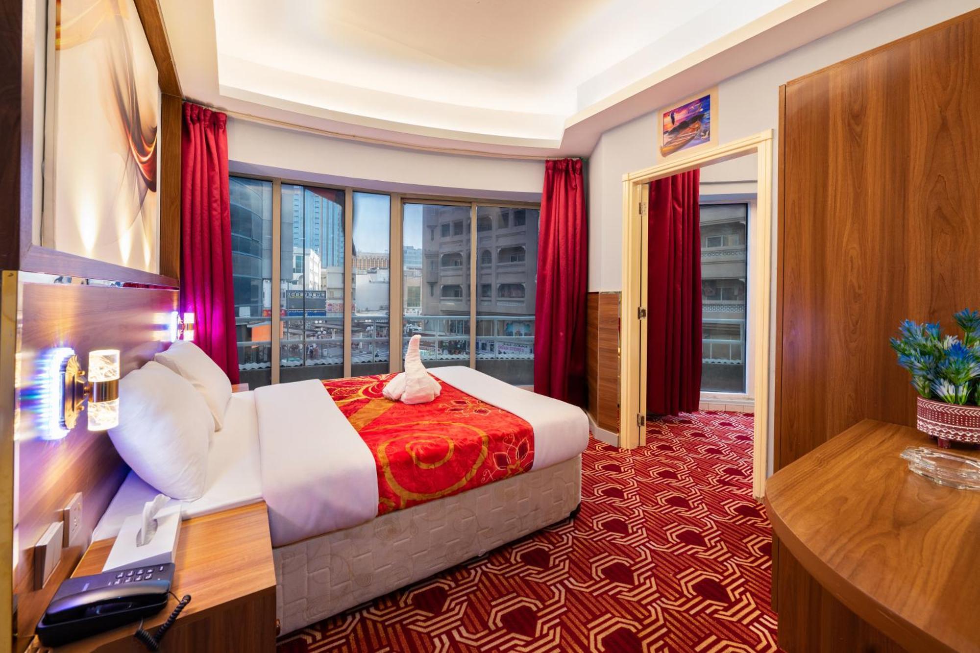 Tanha Hotel Дубай Экстерьер фото
