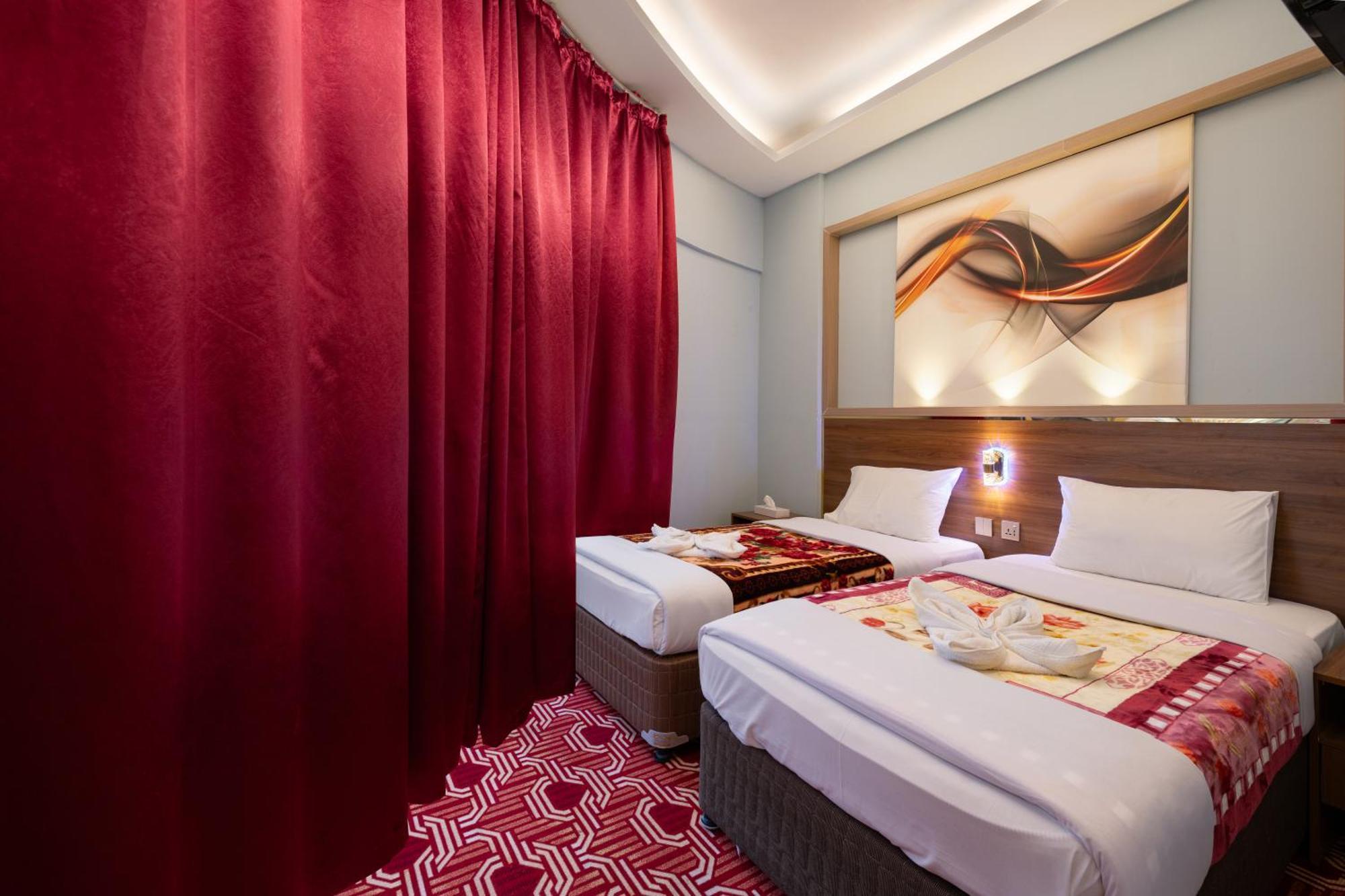 Tanha Hotel Дубай Экстерьер фото